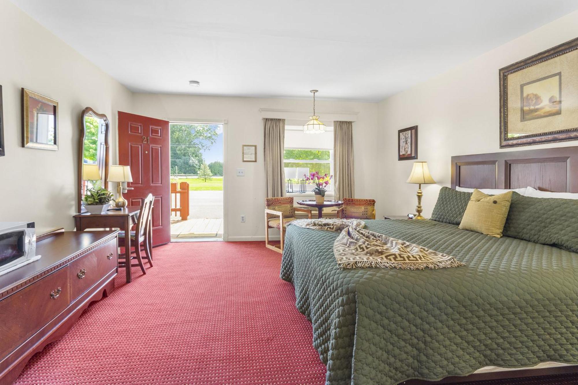 Blue Spruce Inn & Suites Valatie Εξωτερικό φωτογραφία
